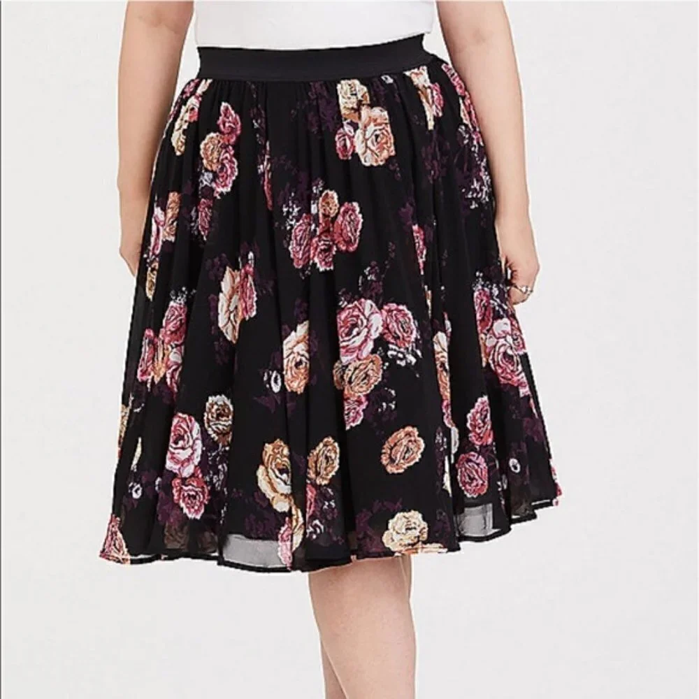 NEW Torrid Black Floral Chiffon Tulle Midi Skirt